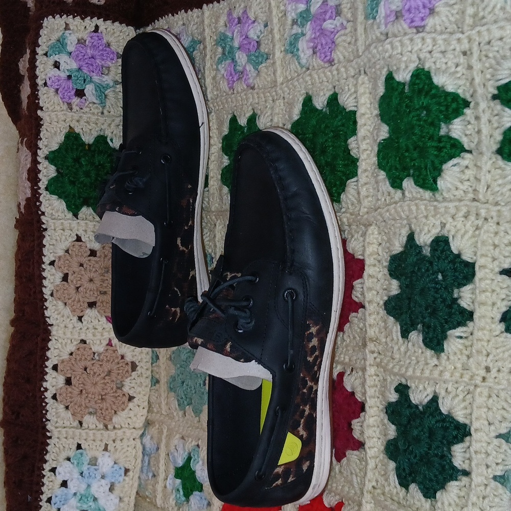 Sperry Songfish Leather Animal Black